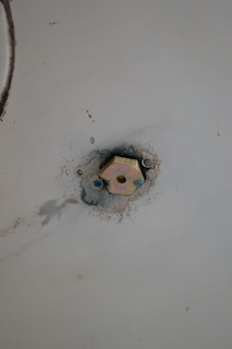 Quick drain leak on other wing