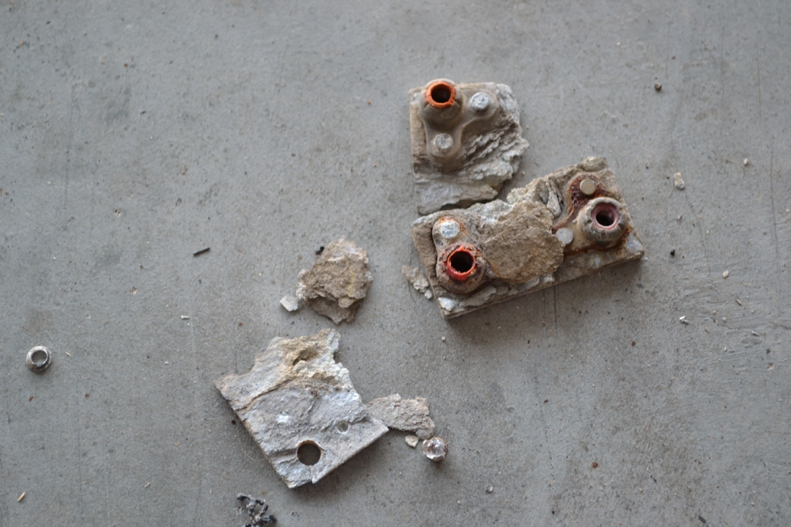 Severely corroded splice plate